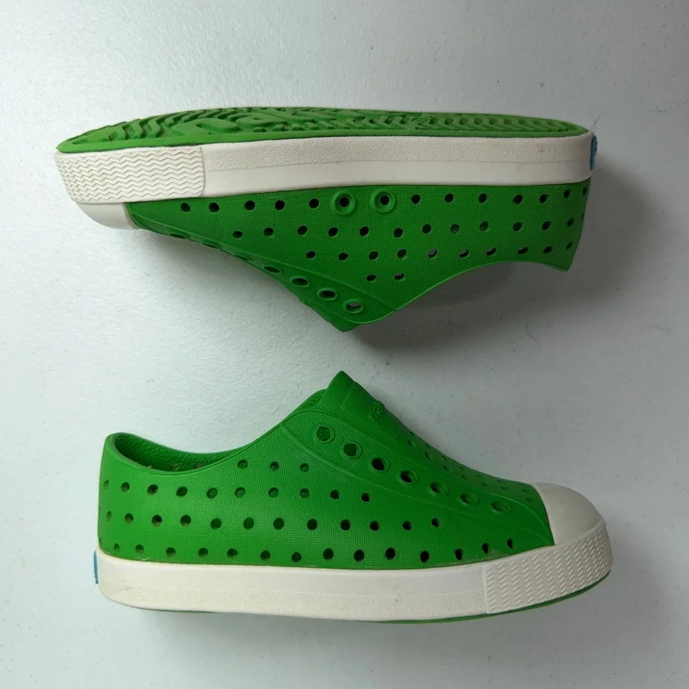 Native C10 Jefferson Slip On Shoes Green Perforated Water Friendly Sneakers
